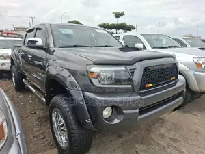 Toyota Tacoma 2011 Gray