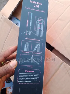 Tripod Selfies Stick
