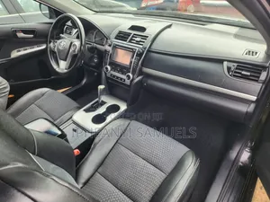 Toyota Camry SE 4dr Sedan (2.5L 4cyl 6A) 2013 Black