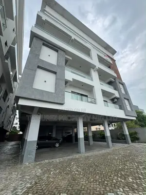 2bdrm Apartment in Lekki Phase 1 for rent