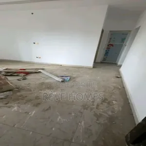 2bdrm Block of Flats in CHallenge / Mushin for rent
