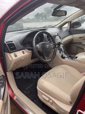 Toyota Venza AWD 2011 Red