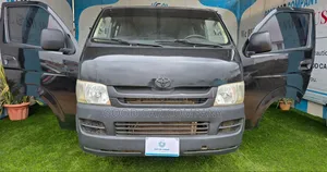 Toyota HiAce 2008 Black