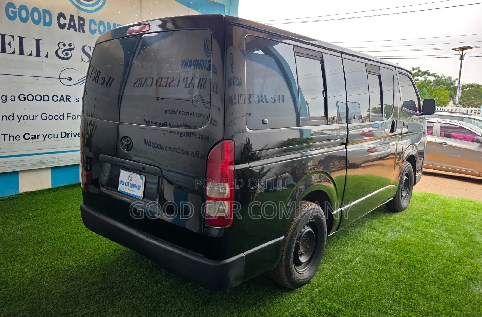 Toyota HiAce 2008 Black