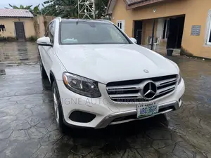 Mercedes-Benz GLC-Class 2017 White