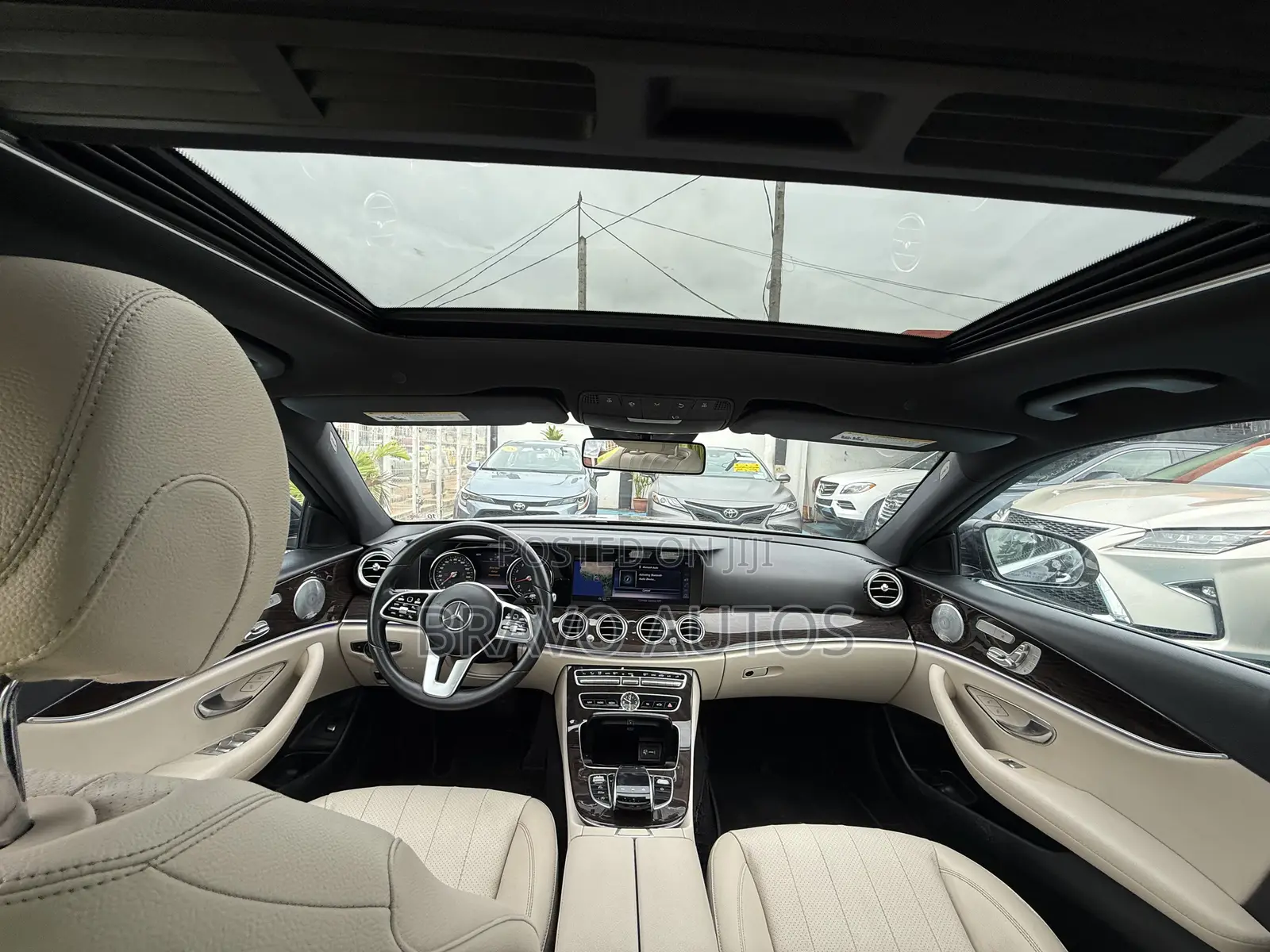 Mercedes-Benz E300 2019 Blue