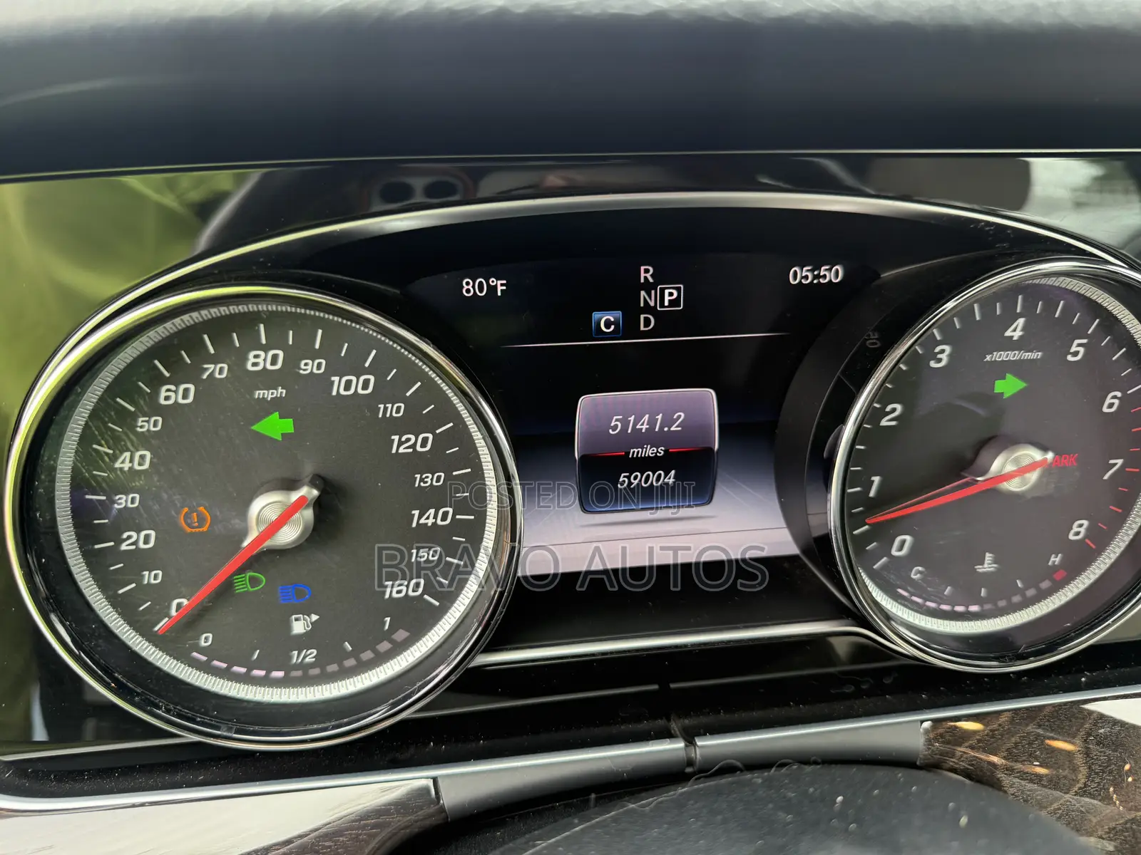 Mercedes-Benz E300 2019 Blue