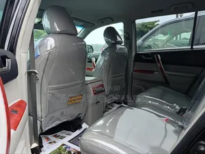 Toyota Highlander 2013 Black