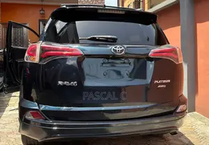 Toyota RAV4 Platinum 4dr SUV AWD (2.5L 4cyl 6A) 2018 Blue
