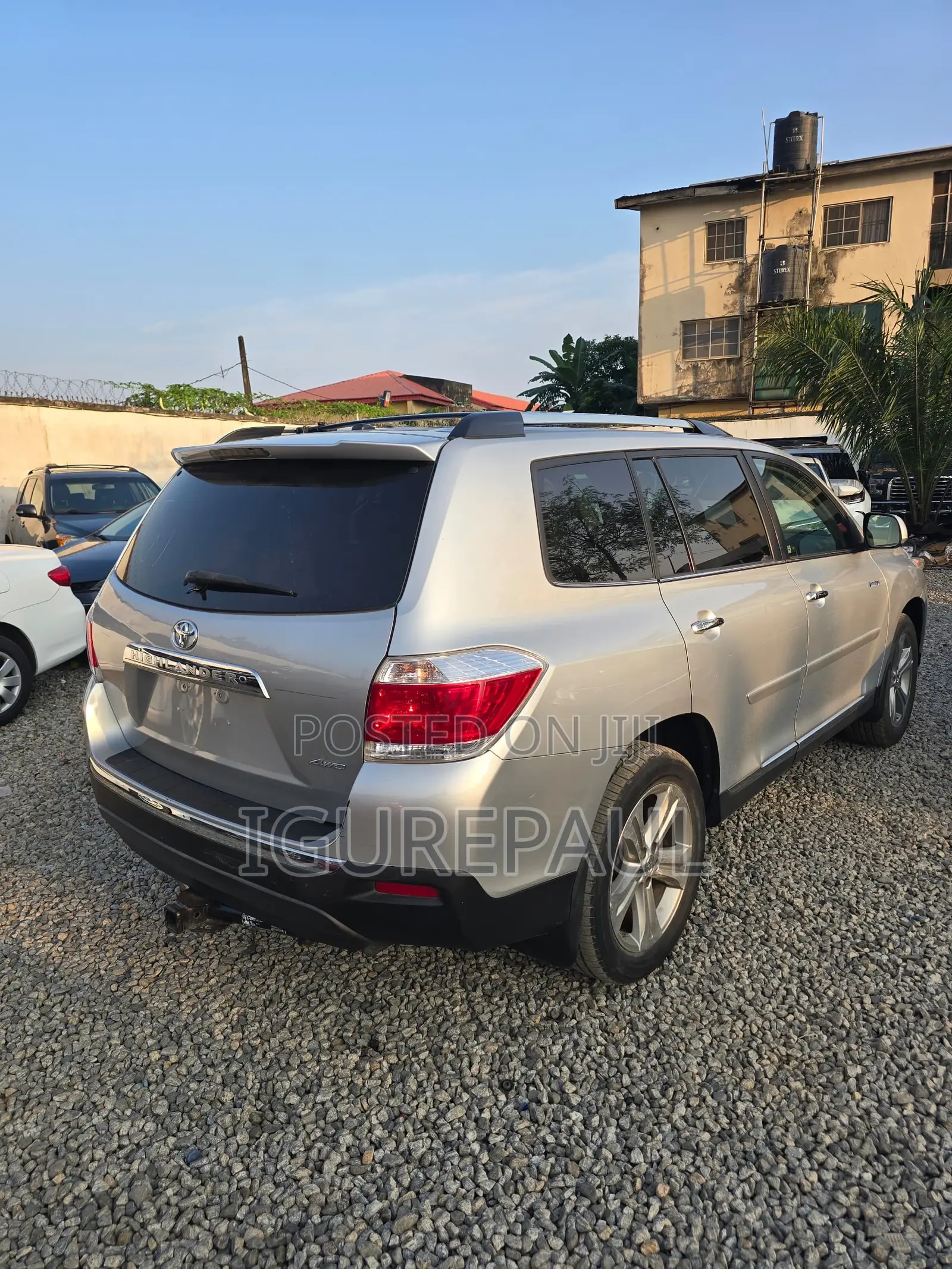 Toyota Highlander SE 2012 Silver