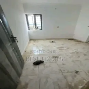 Studio Apartment in CHallenge / Mushin for rent
