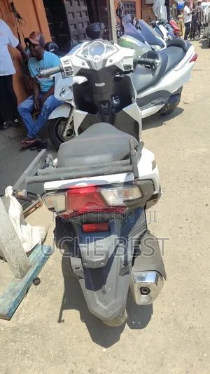 Honda 2019 White