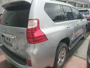 Lexus GX 2014 Silver