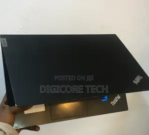Laptop Lenovo ThinkPad E14 Gen 2 8GB Intel Core i7 SSD 256GB
