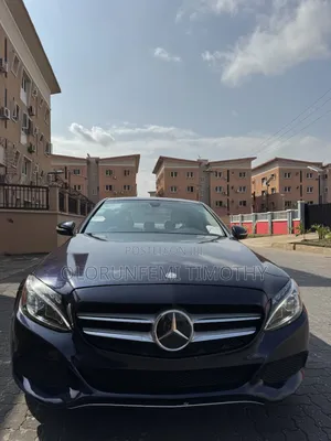 Mercedes-Benz C300 2015 Blue