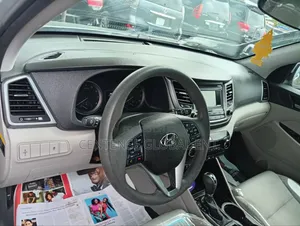 Hyundai Tucson 2016 Silver
