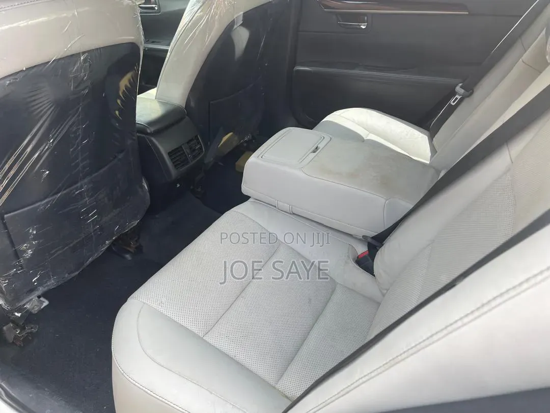 Lexus ES 2013 White