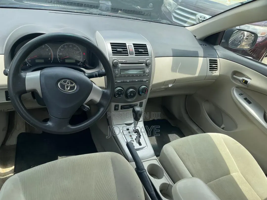 Toyota Corolla 2012 Blue