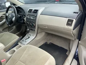 Toyota Corolla 2012 Blue
