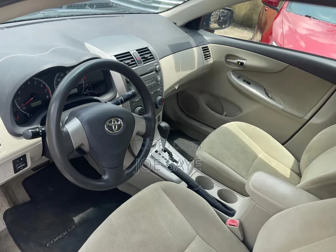 Toyota Corolla 2012 Blue