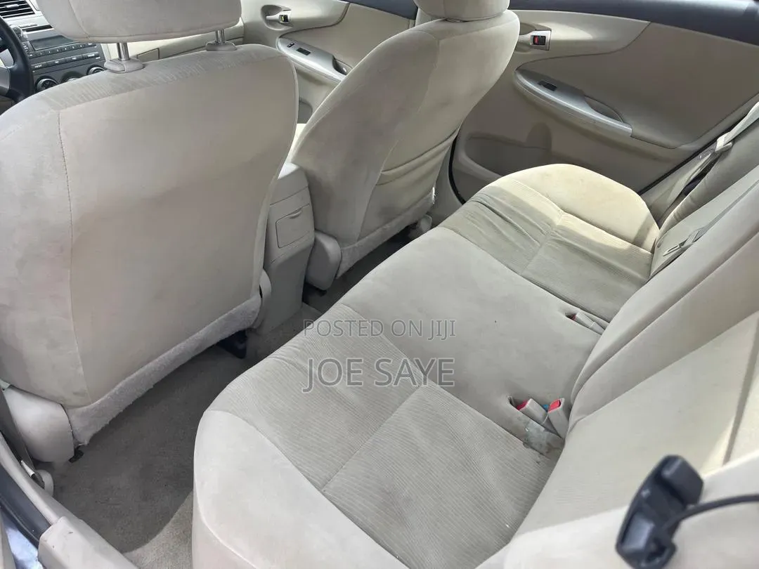 Toyota Corolla 2012 Blue