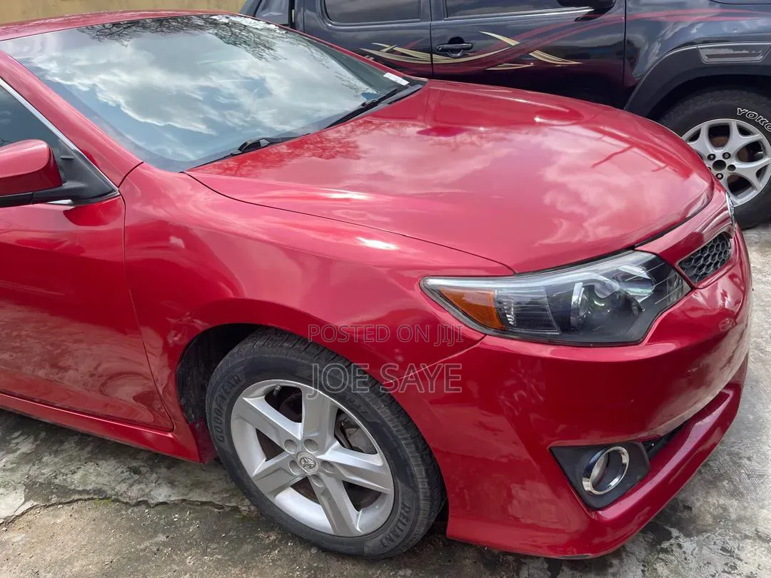 Toyota Camry 2013 Red