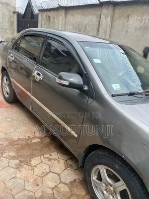Toyota Corolla 2004