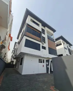 5bdrm Duplex in Banana Island for sale