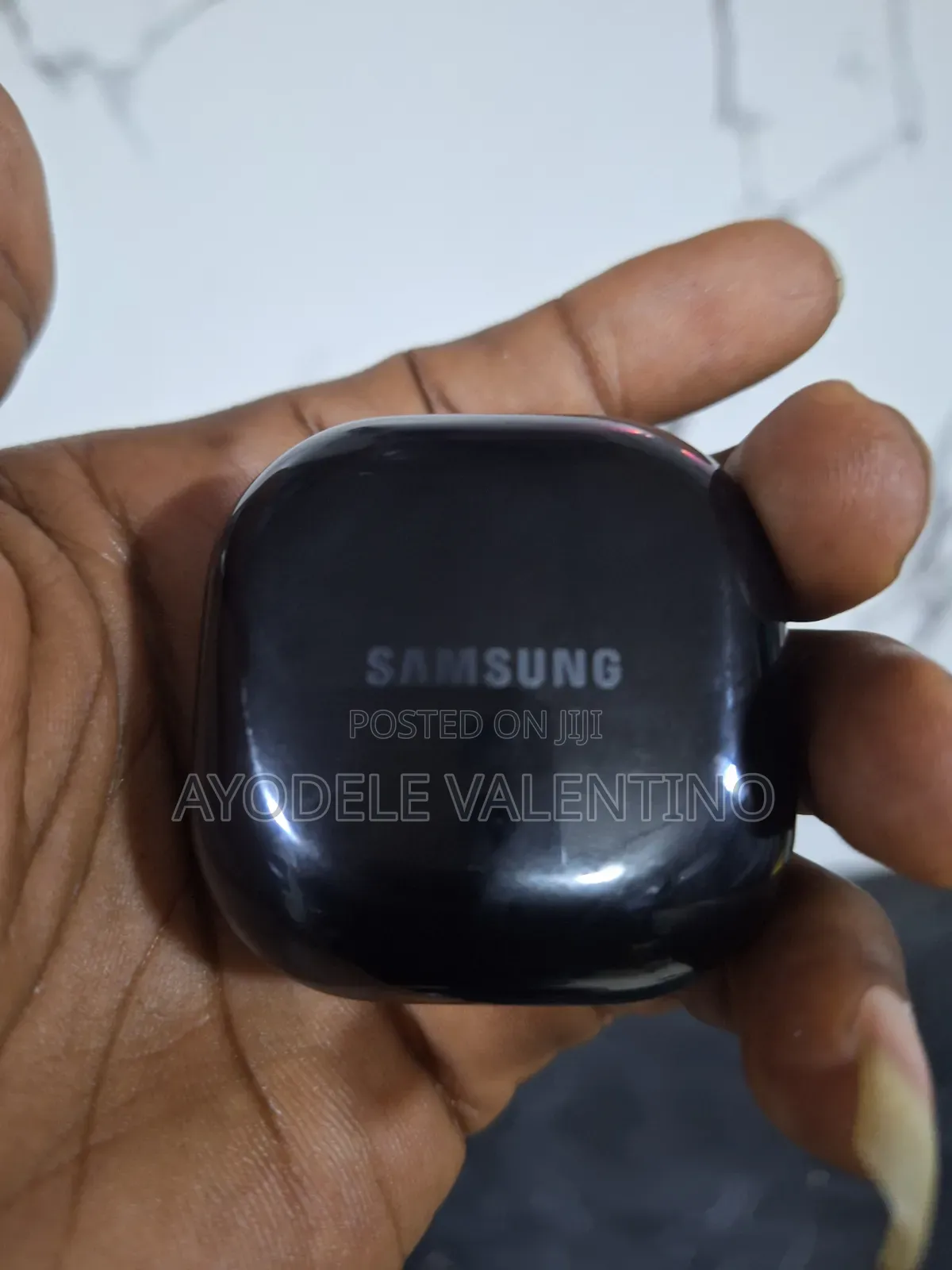 Samsung Bud