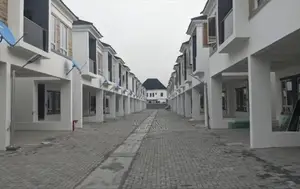 Furnished 3bdrm Apartment in Royal Pine Estate, Chevron for rent