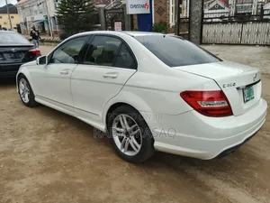 Mercedes-Benz C300 2012 White