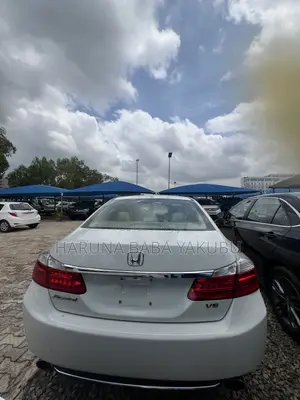 Honda Accord EX-L V-6 4dr Sedan FWD (3.5L 6cyl 6A) 2013 White