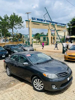 Toyota Corolla 2013 Gray
