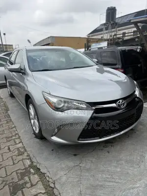 Toyota Camry LE 4dr Sedan (2.5L 4cyl 6A) 2016 Silver