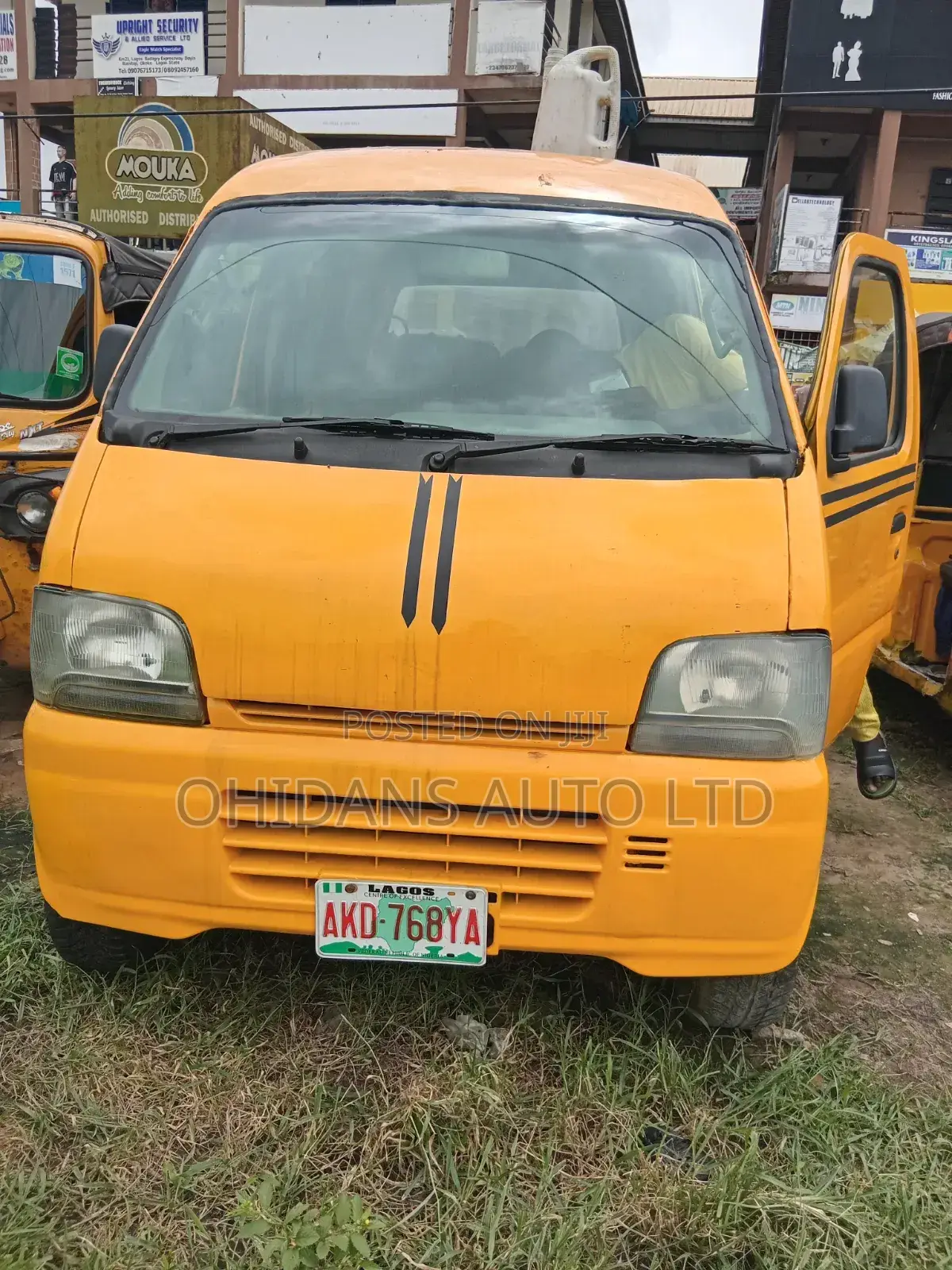 Suzuki Every 2010 Yellow
