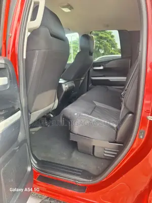 Toyota Tundra 2015 Red