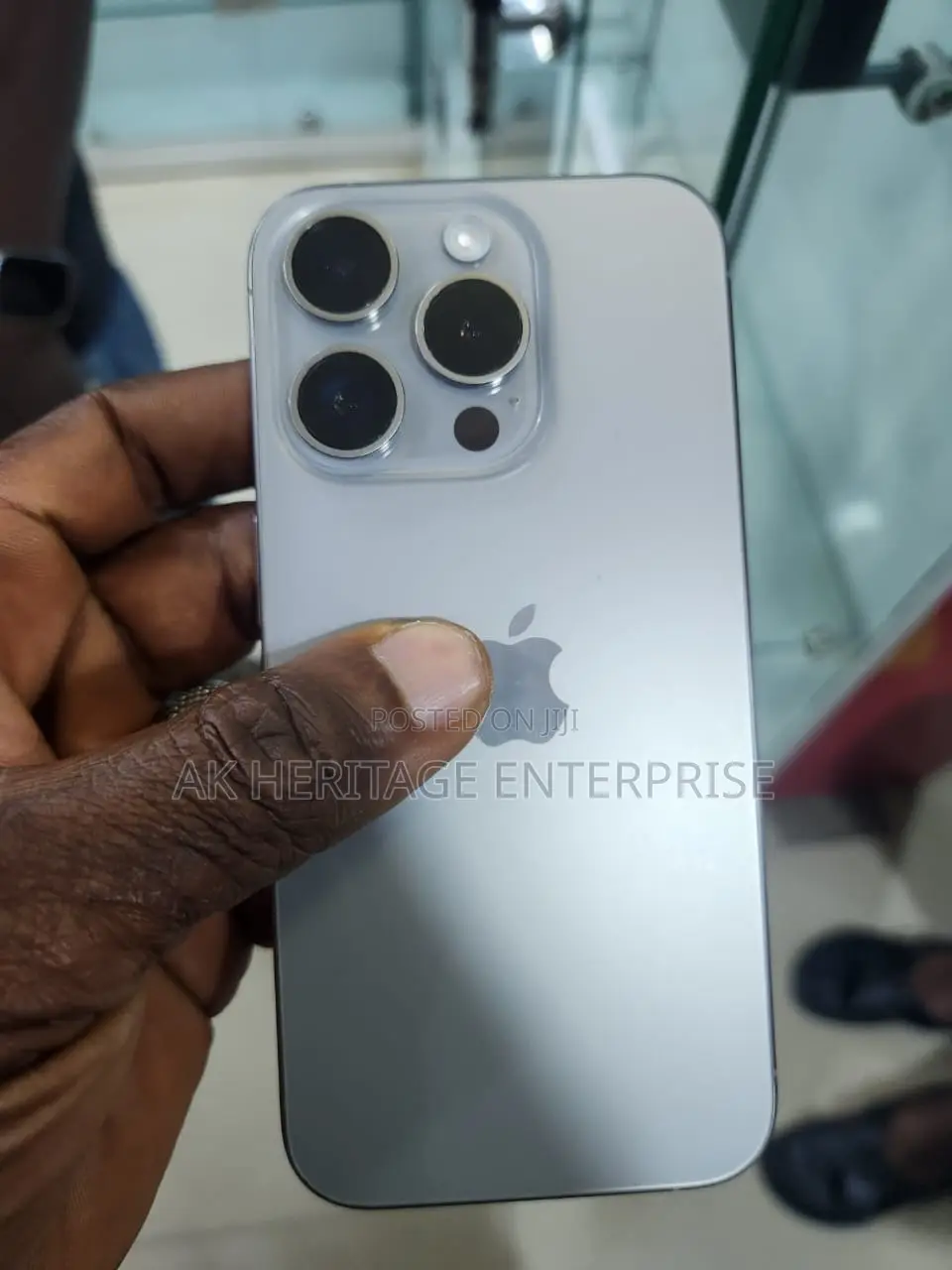 New Apple iPhone 15 Pro Max 256 GB