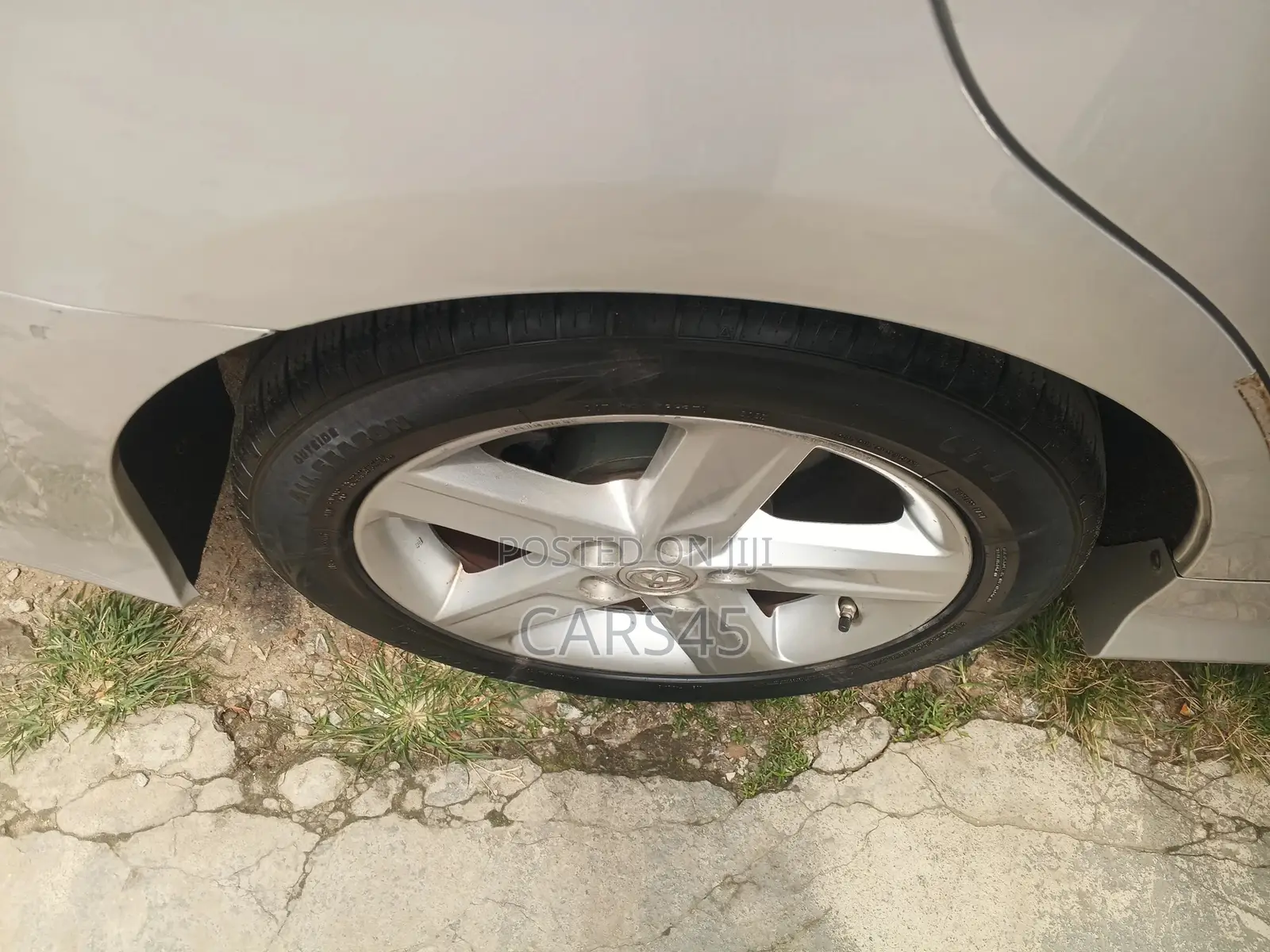 Toyota Camry 2013 Silver
