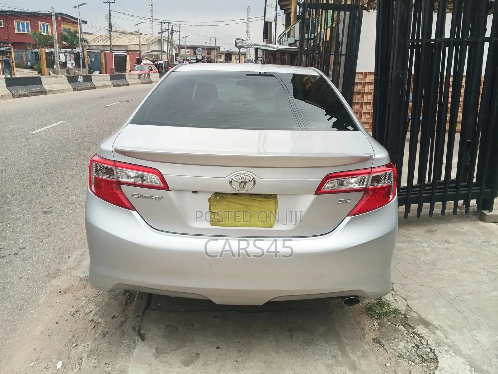 Toyota Camry 2013 Silver