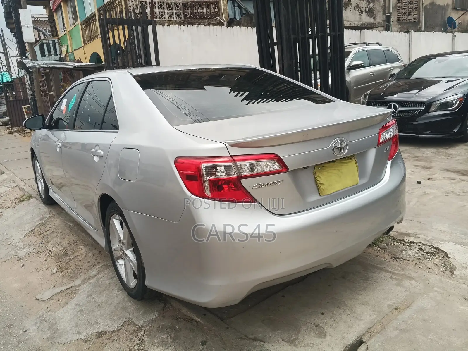 Toyota Camry 2013 Silver
