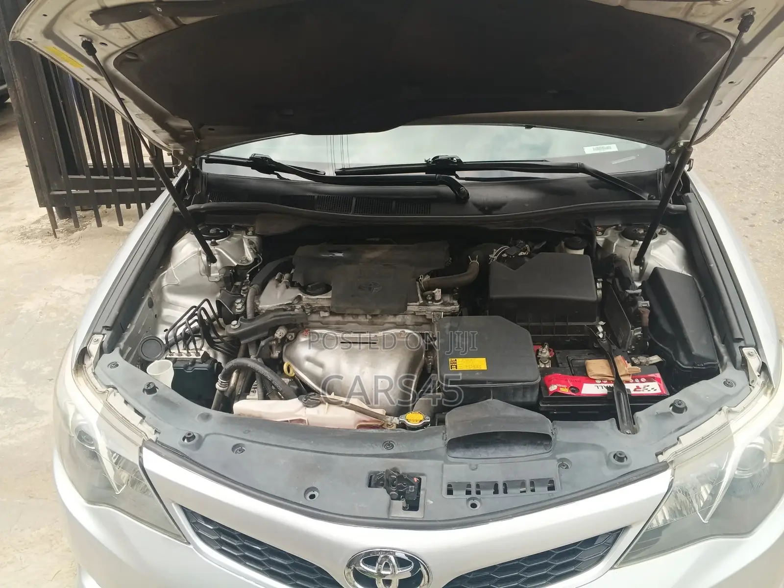 Toyota Camry 2013 Silver
