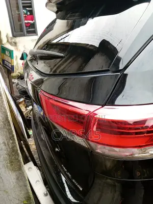 Toyota Highlander XLE 4x4 V6 (3.5L 6cyl 8A) 2018 Black