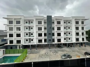 3bdrm Apartment in Estate, Ikeja GRA for sale