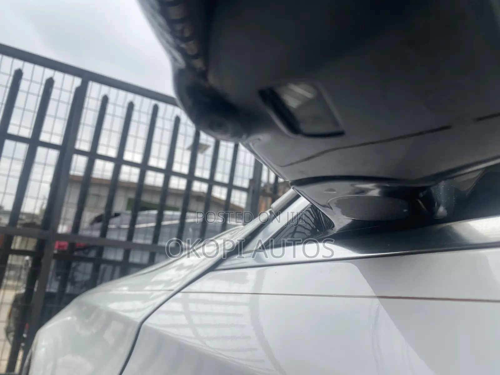 Mercedes-Benz E350 2020 White
