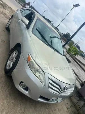 Toyota Camry 2008 Silver