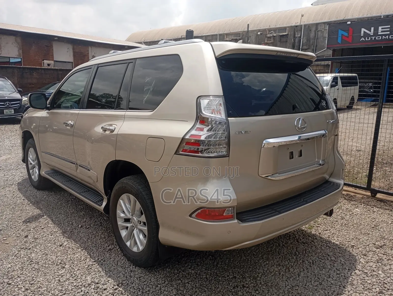 Lexus GX 2015 Gold