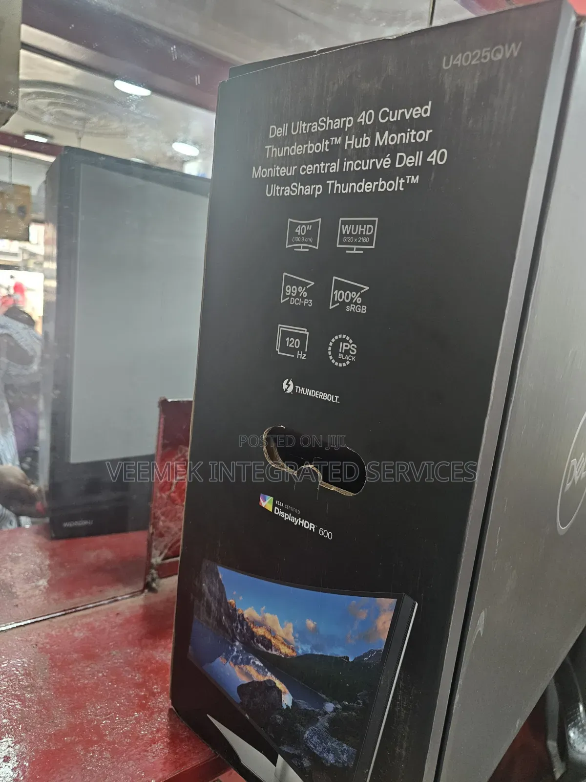 Dell UltraSharp 40 Curved Thunderbolt Monitor