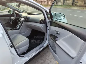 Toyota Venza 2013 White