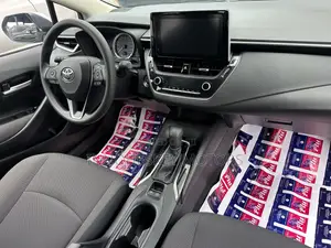 Toyota Corolla LE 2022 Silver
