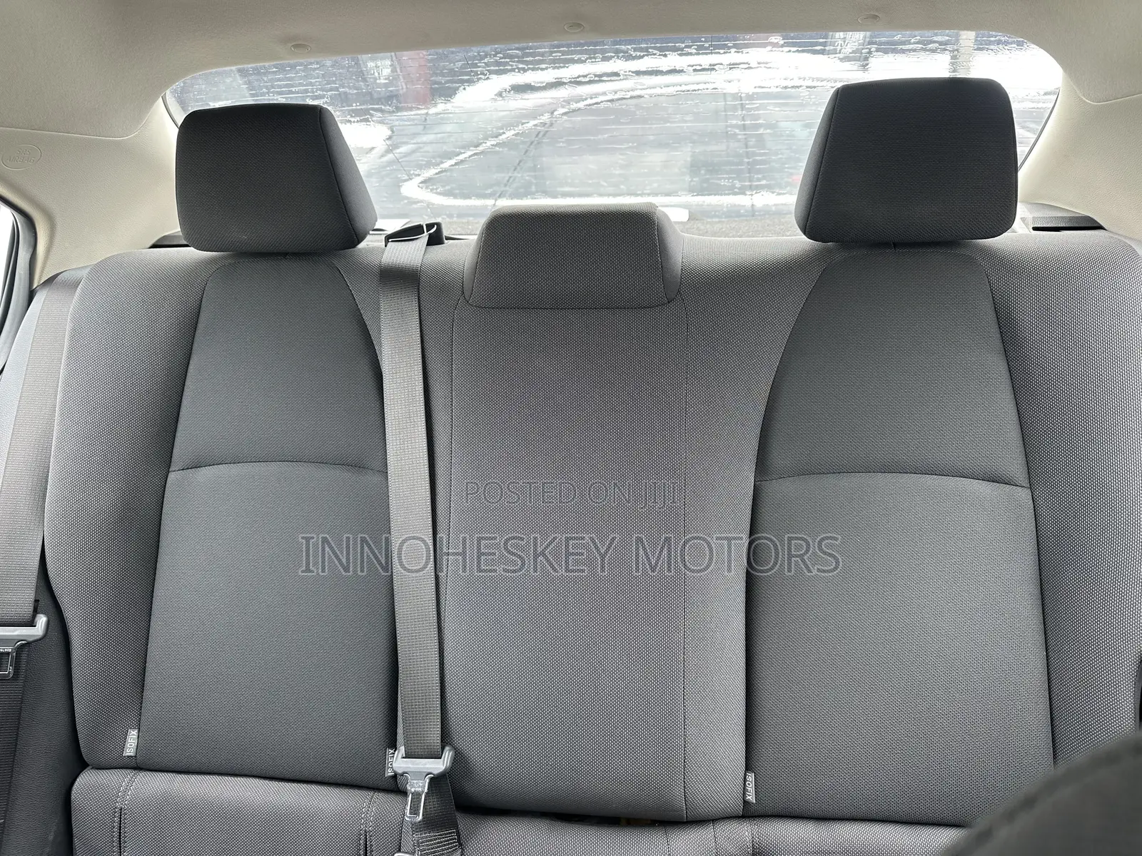 Toyota Corolla LE 2022 Silver